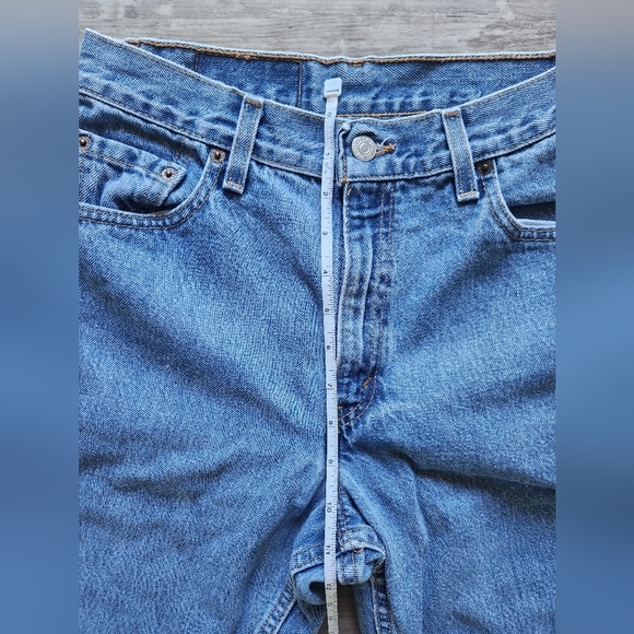 Vintage Levi's 550s - Picture 6 of 12